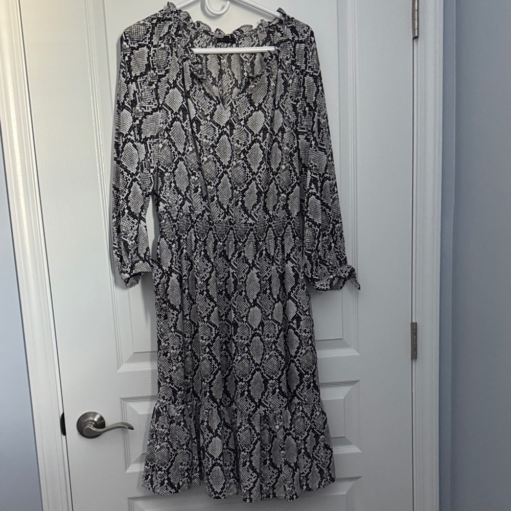Talbots Black and White Long Sleeve Dress New W/O Tags